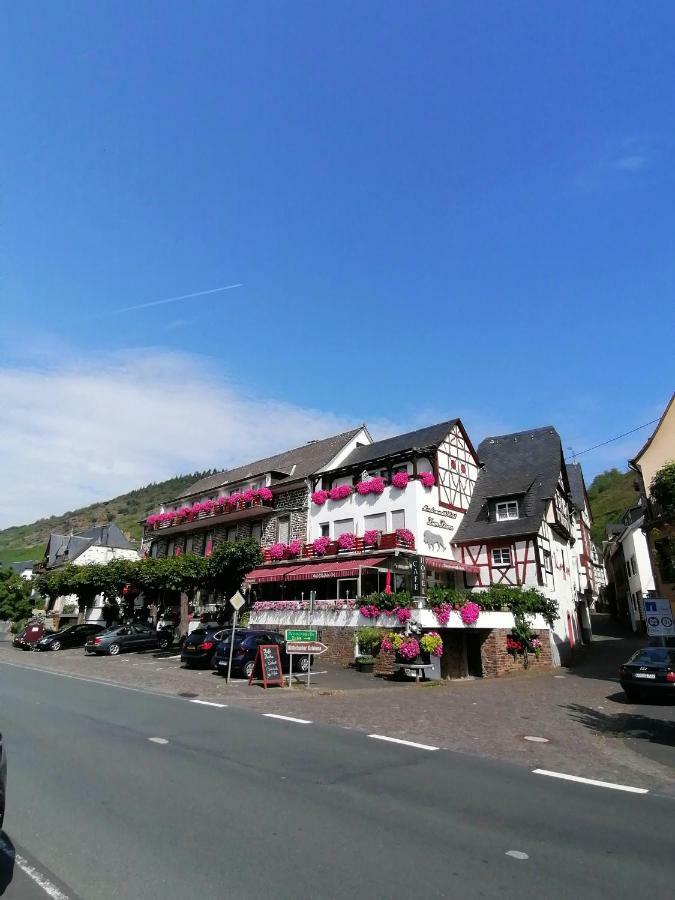 Moselromantik-Hotel Zum Loewen Ediger-Eller Bagian luar foto