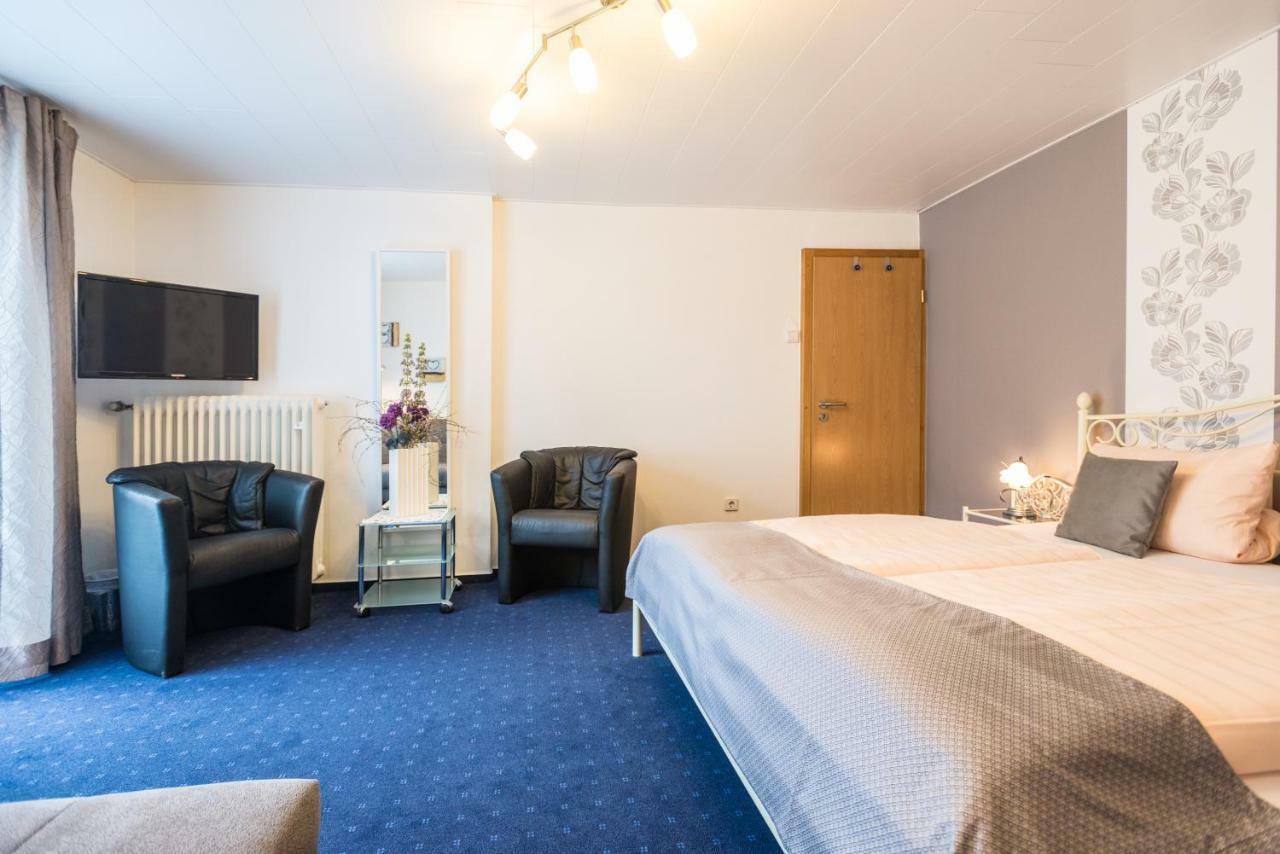 Moselromantik-Hotel Zum Loewen Ediger-Eller Bagian luar foto
